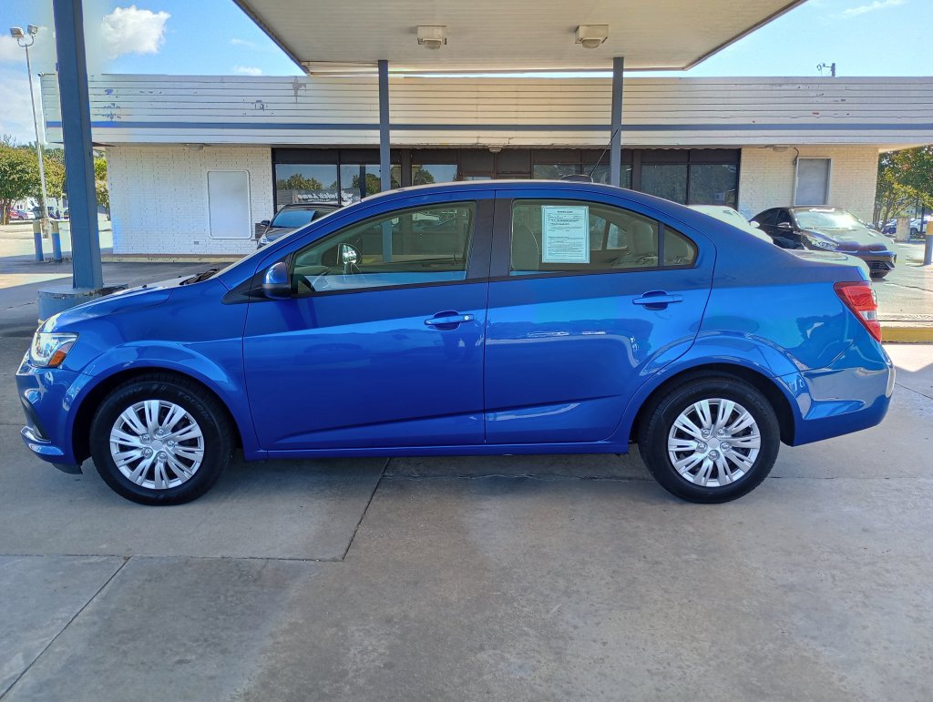 Used 2019 Chevrolet Sonic LS with VIN 1G1JB5SB5K4126773 for sale in Heber Springs, AR