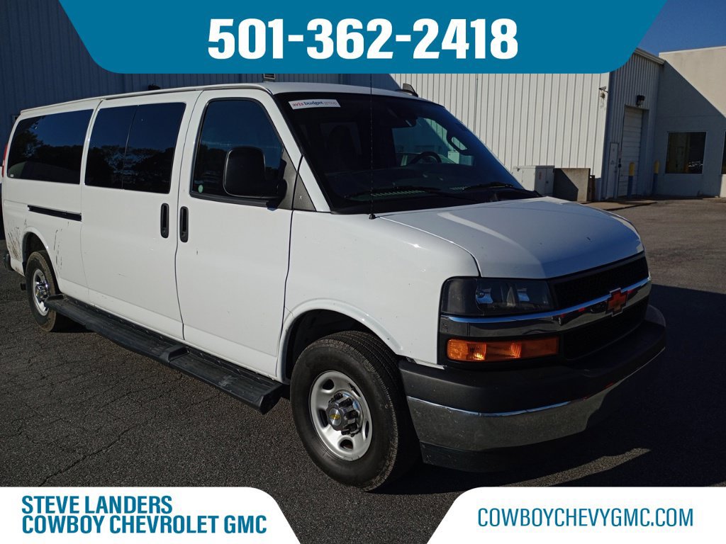 2025 Chevrolet Express Passenger LT