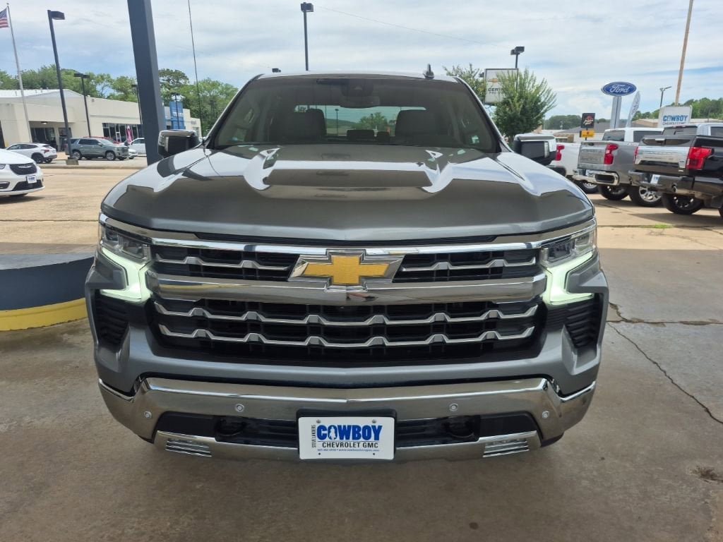 Used 2024 Chevrolet Silverado 1500 LTZ with VIN 2GCUDGED8R1243311 for sale in Little Rock