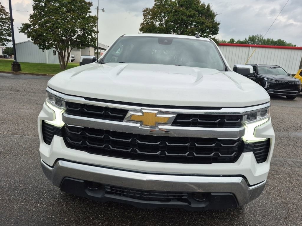 Used 2022 Chevrolet Silverado 1500 LT with VIN 2GCUDDED7N1518773 for sale in Little Rock