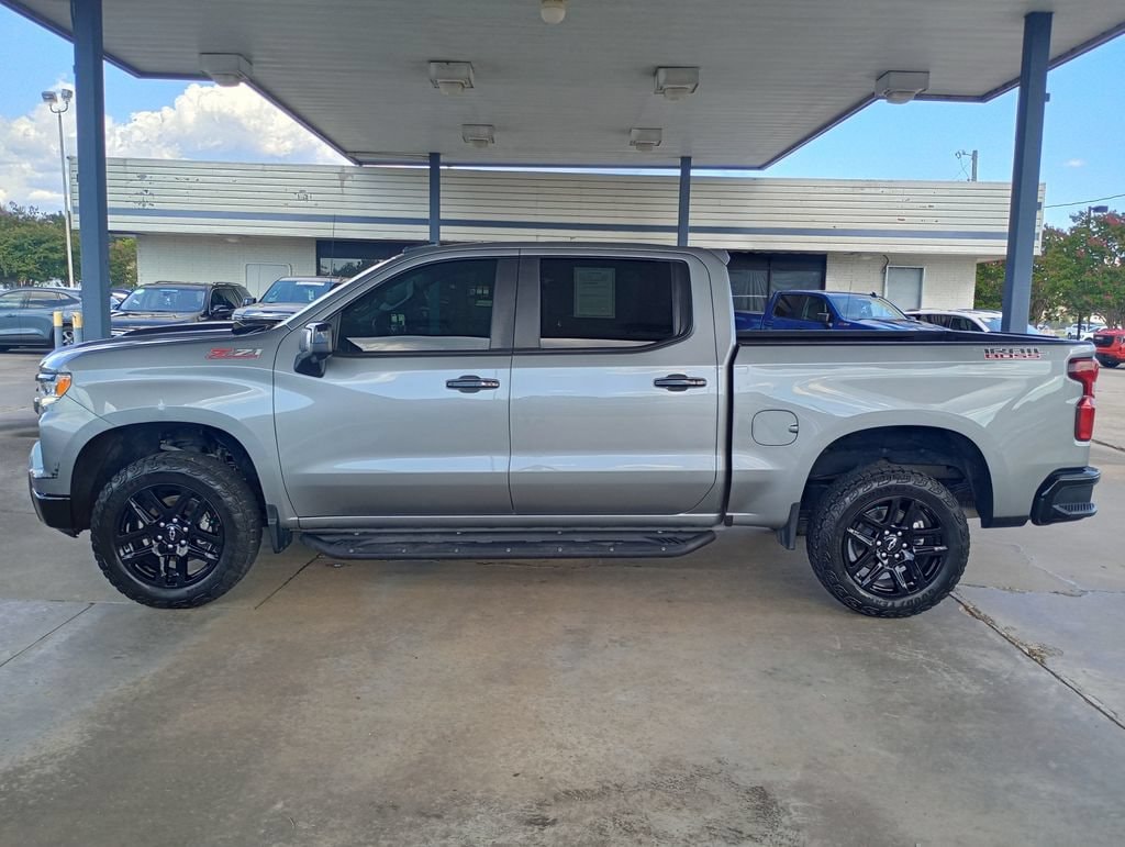 Used 2024 Chevrolet Silverado 1500 LT Trail Boss with VIN 3GCUDFED0RG188709 for sale in Little Rock