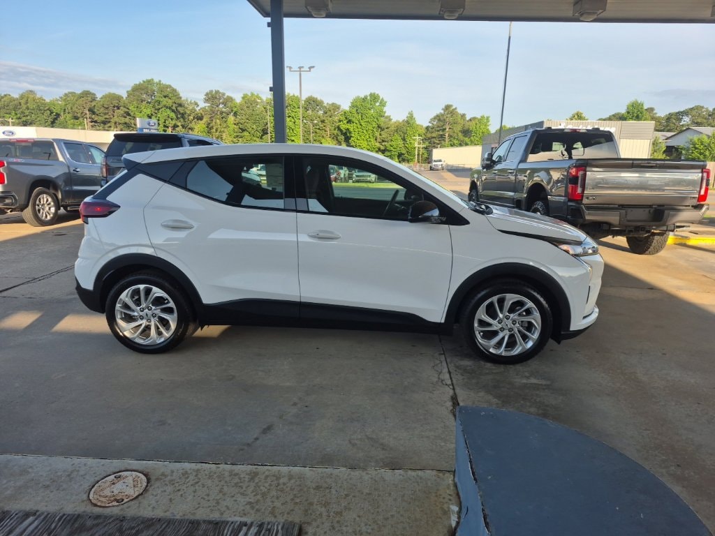 New 2027 Chevrolet Bolt LT SUV