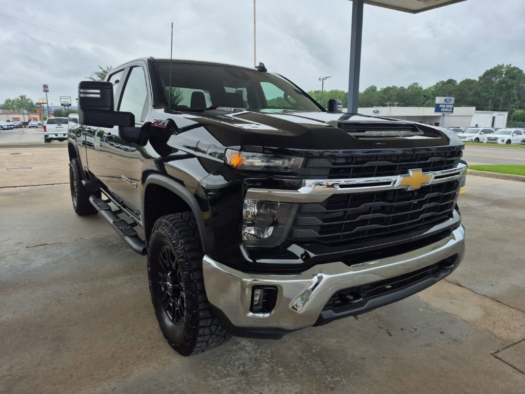 Used 2024 Chevrolet Silverado 2500 HD LT Truck