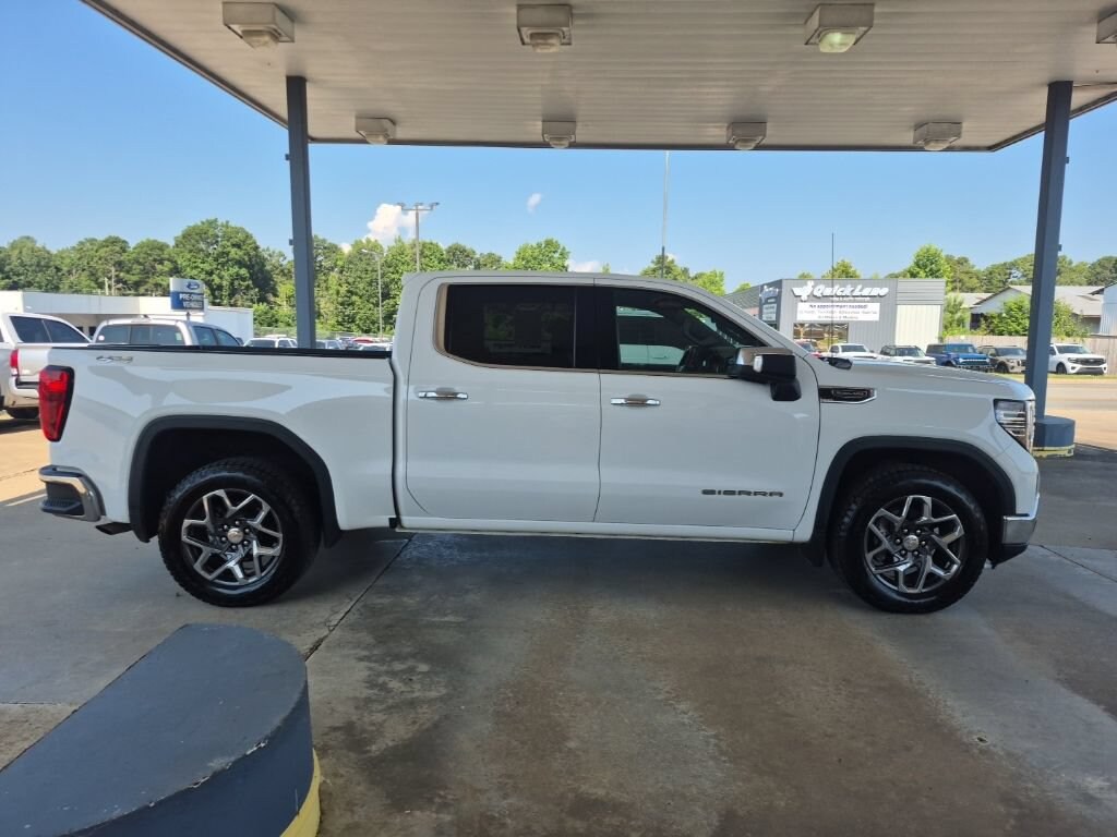 Used 2022 GMC Sierra 1500 SLT Truck