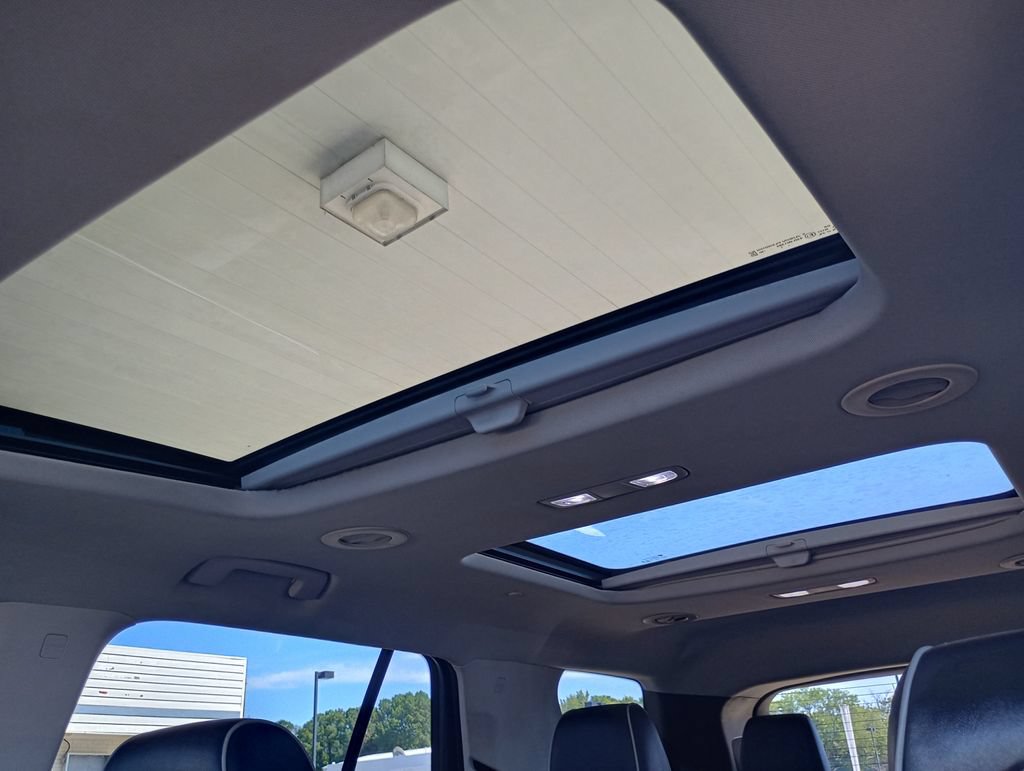 2021 Chevrolet Traverse High Country - Photo 17