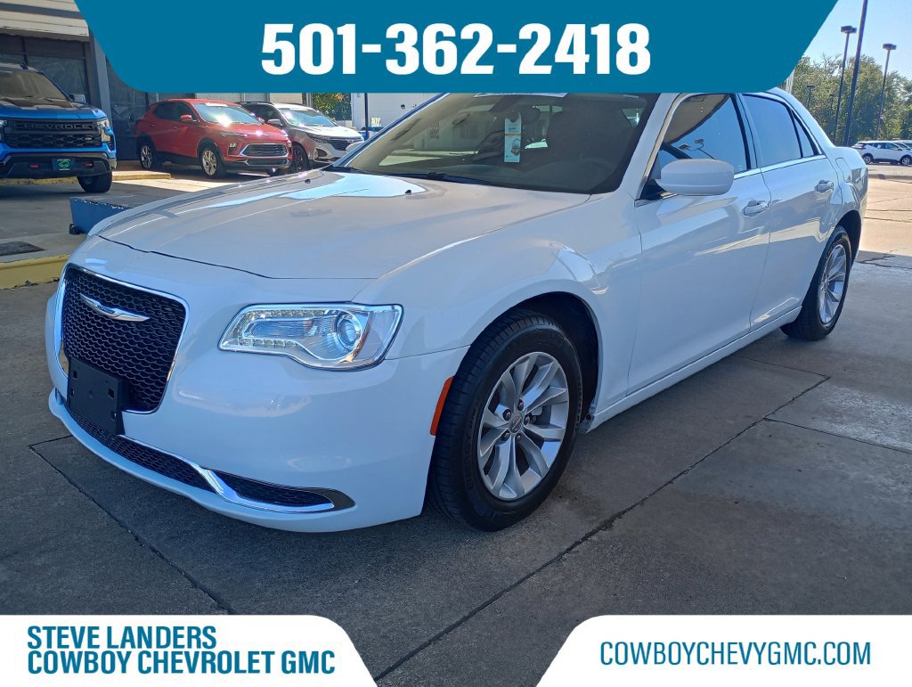 2023 Chrysler 300 Touring