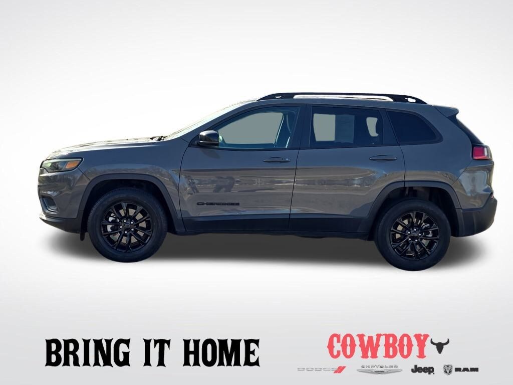 Used 2023 Jeep Cherokee Altitude Lux SUV