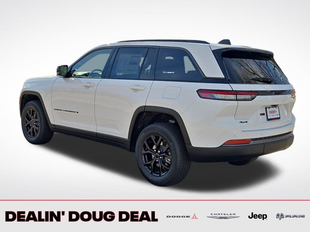 New 2026 Jeep Grand Cherokee Laredo Sport Utility