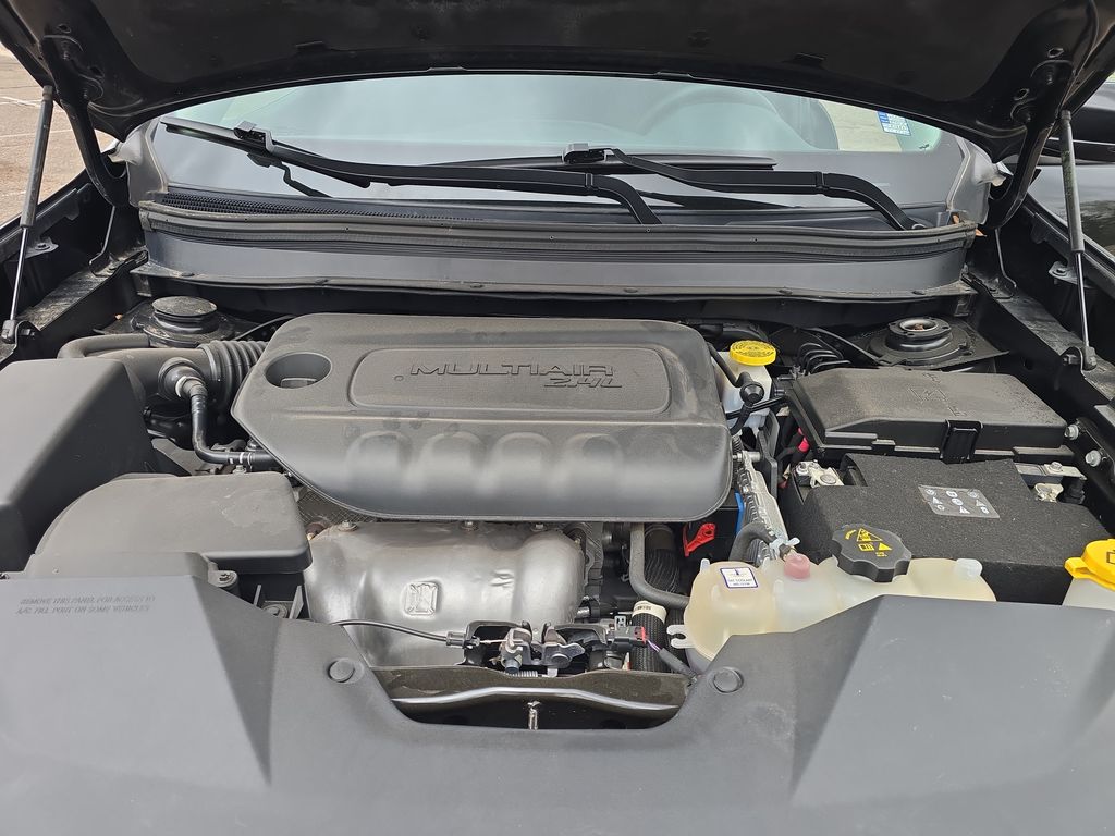 2023 Jeep Cherokee Altitude Lux - Photo 23