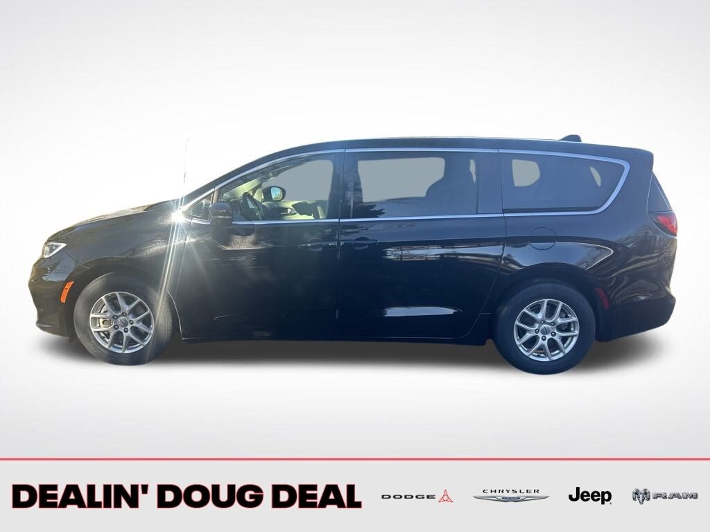 Certified 2024 Chrysler Pacifica Touring L Van Passenger Van
