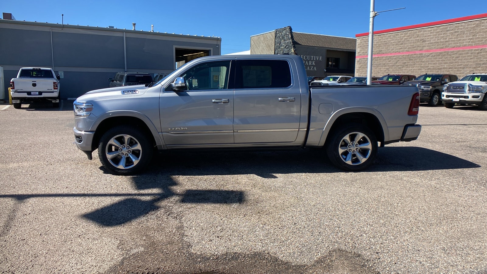 Used 2019 RAM Ram 1500 Pickup Limited with VIN 1C6SRFHT9KN707188 for sale in Cheyenne, WY