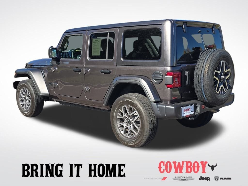Used 2025 Jeep Wrangler Sahara SUV