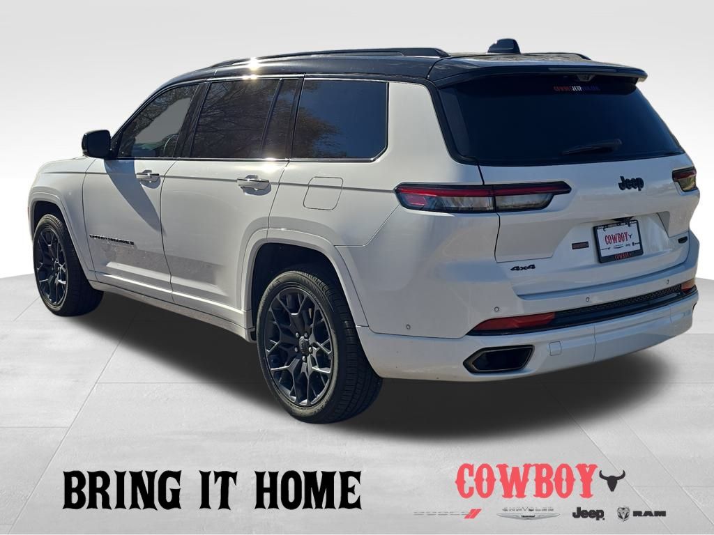 2024 Jeep Grand Cherokee L Summit photo 3