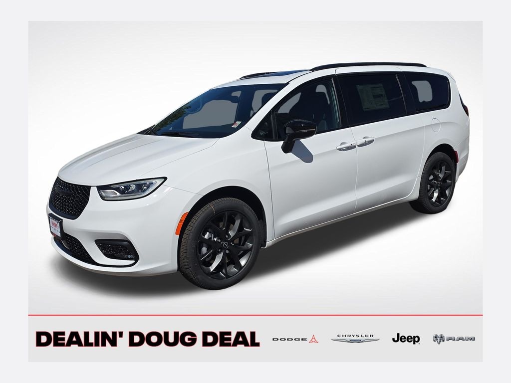 New 2026 Chrysler Pacifica Limited Passenger Van