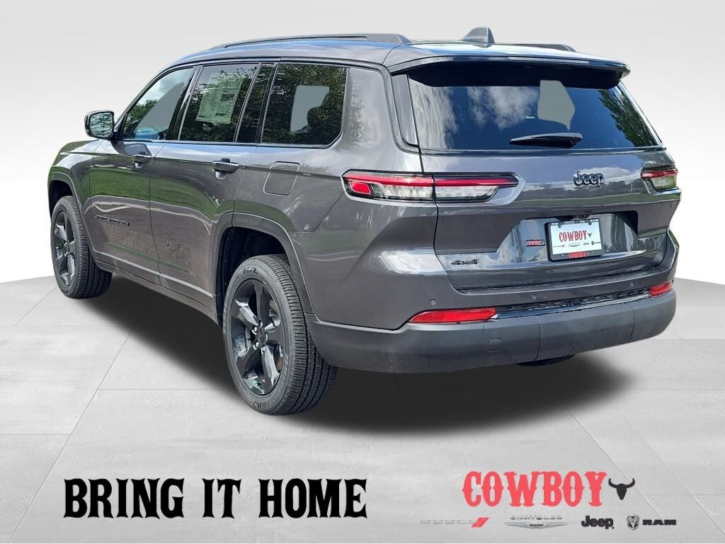 New 2025 Jeep Grand Cherokee L Laredo Sport Utility