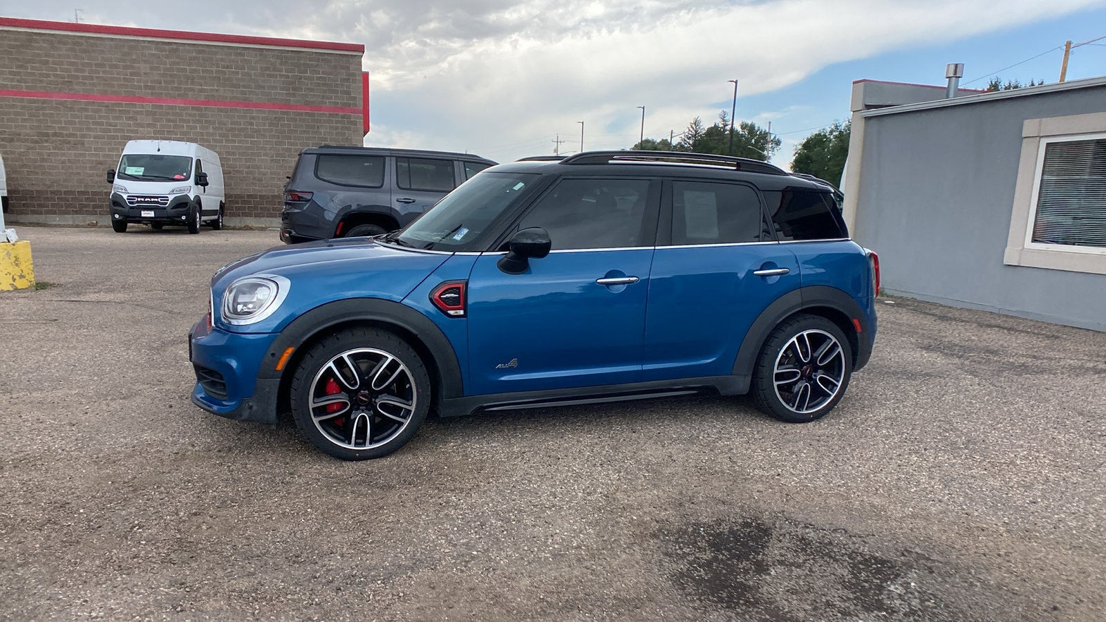 Used 2019 MINI Countryman John Cooper Works with VIN WMZYV9C58K3F02646 for sale in Cheyenne, WY