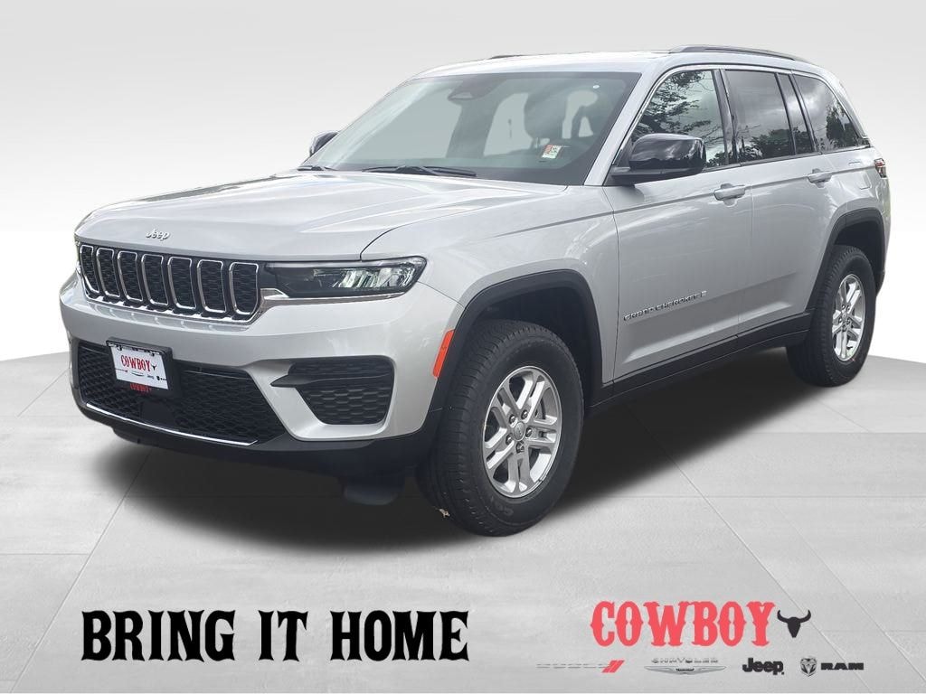 New 2025 Jeep Grand Cherokee Laredo Sport Utility