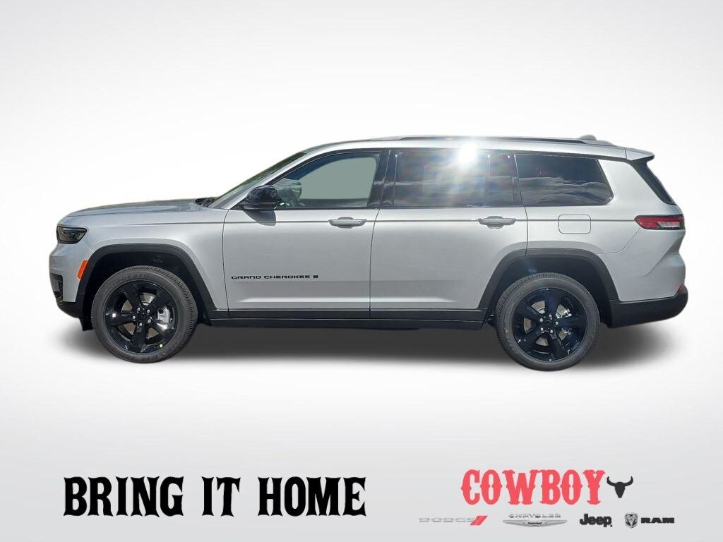New 2025 Jeep Grand Cherokee L Laredo Sport Utility
