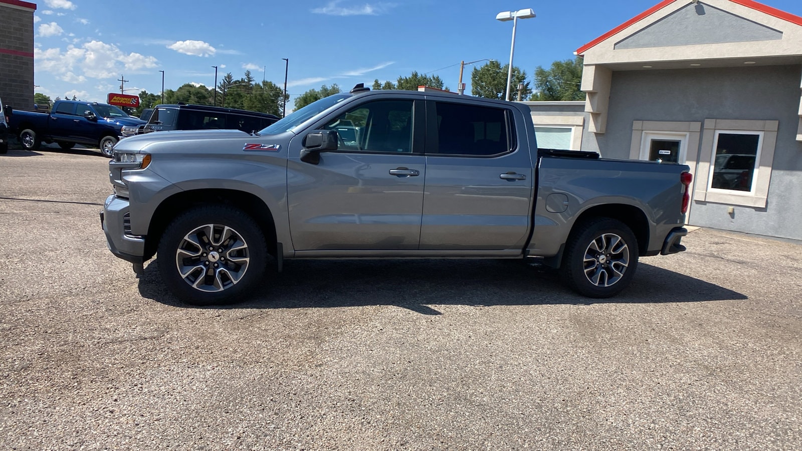 Used 2020 Chevrolet Silverado 1500 RST with VIN 3GCUYEED1LG332905 for sale in Cheyenne, WY