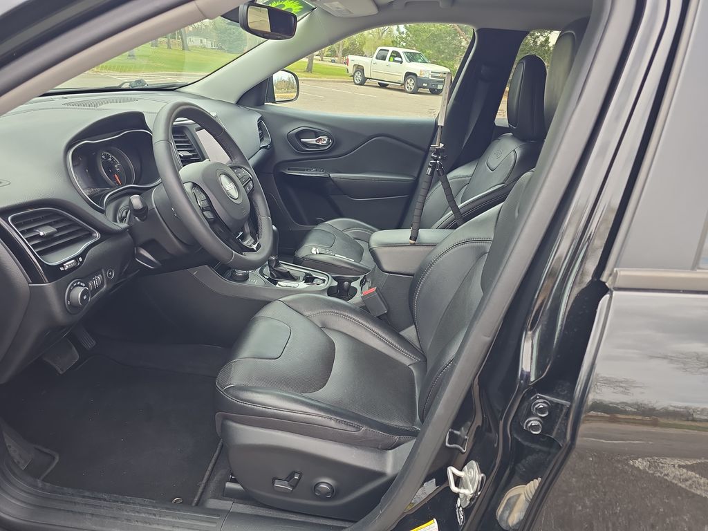 2023 Jeep Cherokee Altitude Lux - Photo 11