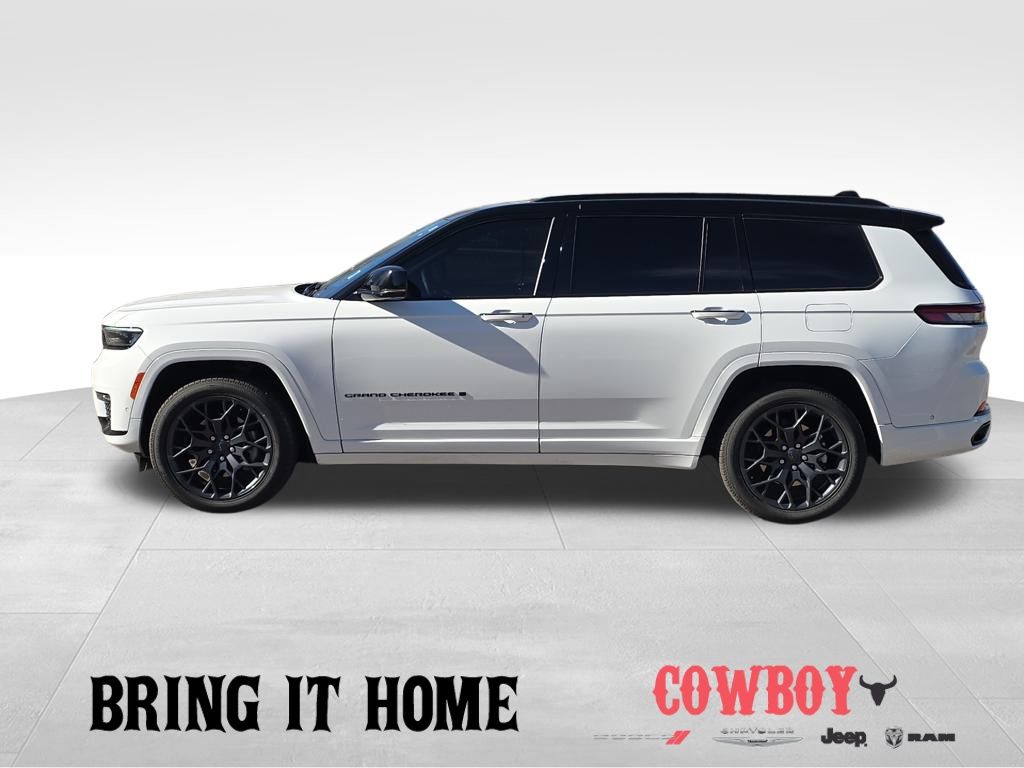 2024 Jeep Grand Cherokee L Summit photo 2