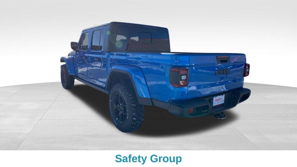 New 2025 Jeep Gladiator Sport Pickup