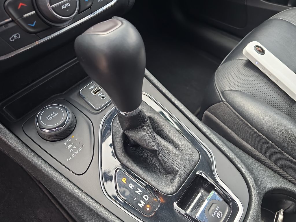 2023 Jeep Cherokee Altitude Lux - Photo 28