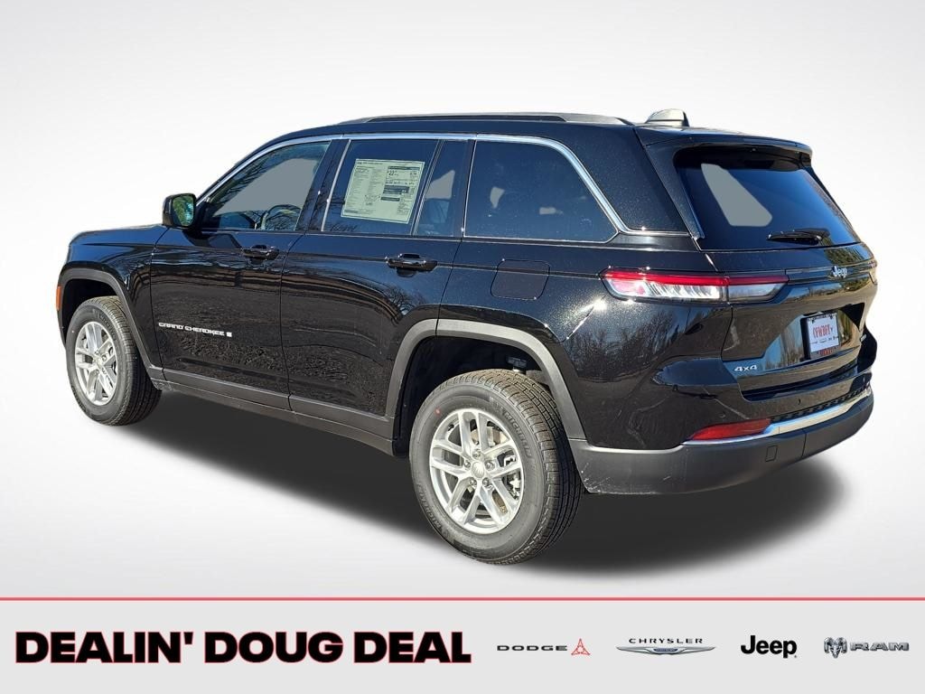 New 2026 Jeep Grand Cherokee Laredo Sport Utility