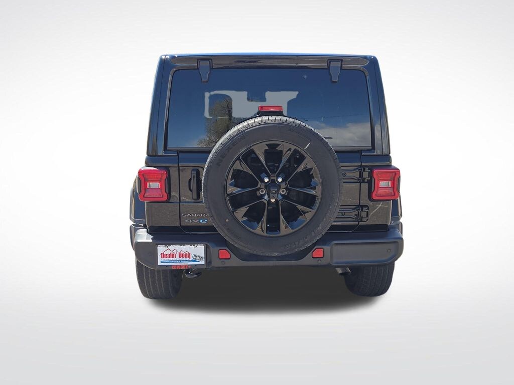 Used 2025 Jeep Wrangler 4xe Sahara SUV