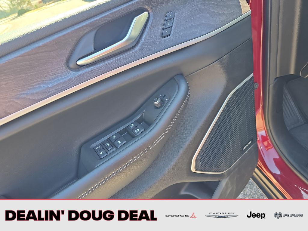 2021 Jeep Grand Cherokee L Limited - Photo 12