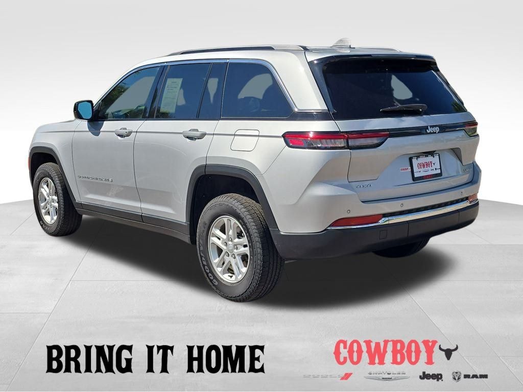 Used 2024 Jeep Grand Cherokee Laredo SUV