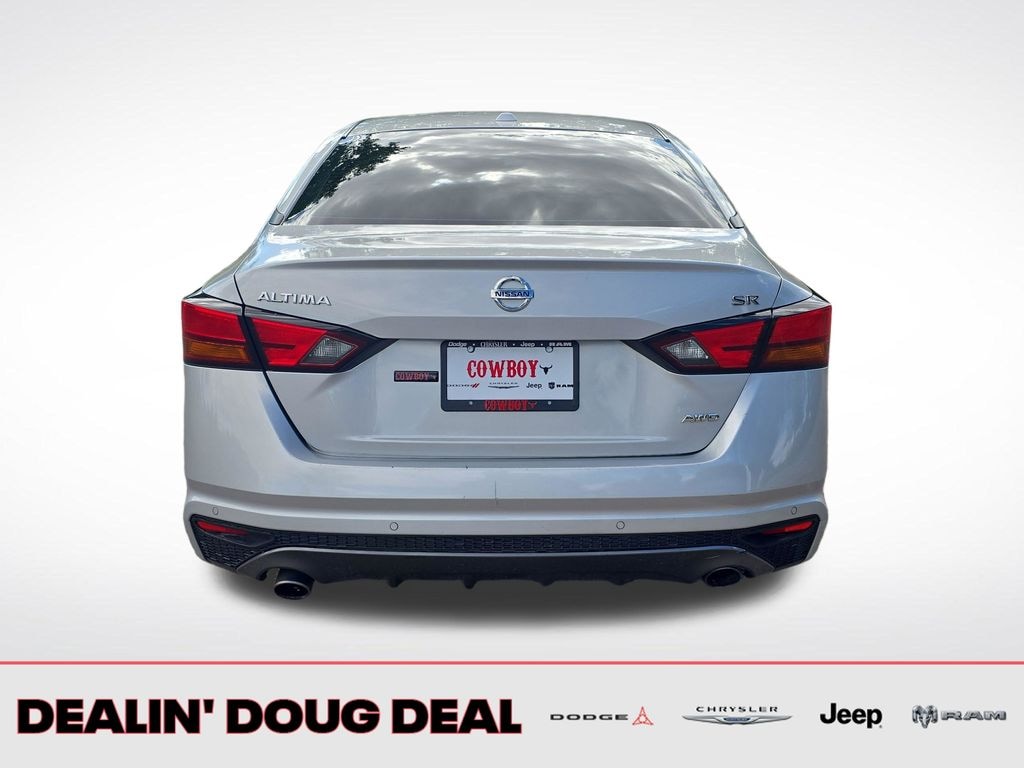 Used 2021 Nissan Altima 2.5 SR Sedan