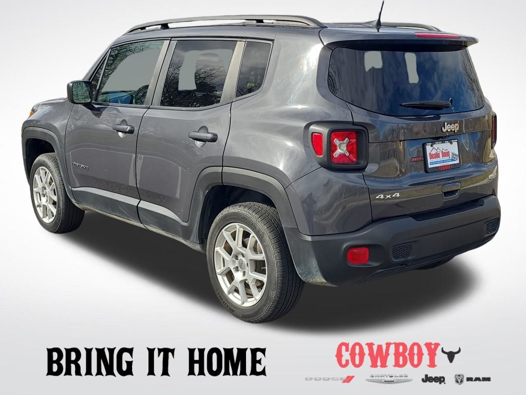 2022 Jeep Renegade Latitude photo 2