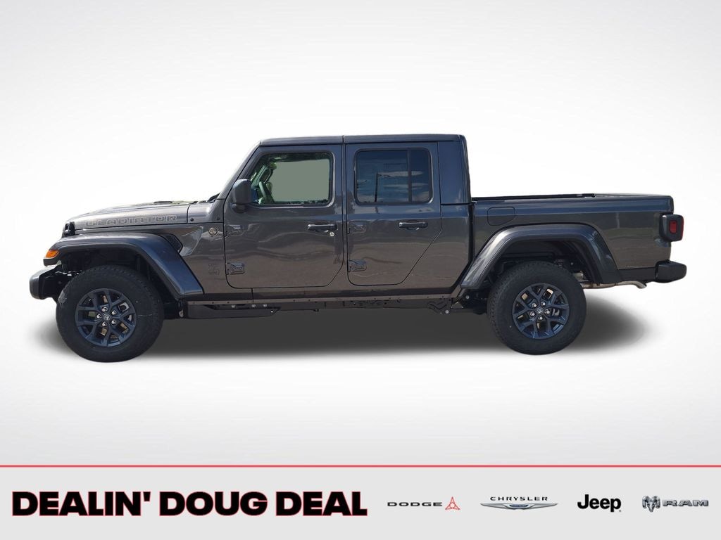 New 2026 Jeep Gladiator Sport Pickup