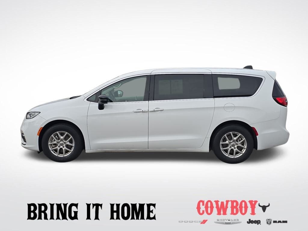 Used 2024 Chrysler Pacifica Touring L Van Passenger Van