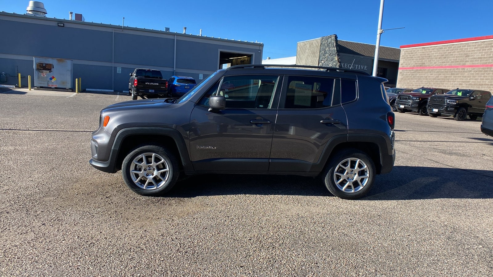 Used 2019 Jeep Renegade Latitude with VIN ZACNJBBB7KPK51976 for sale in Cheyenne, WY