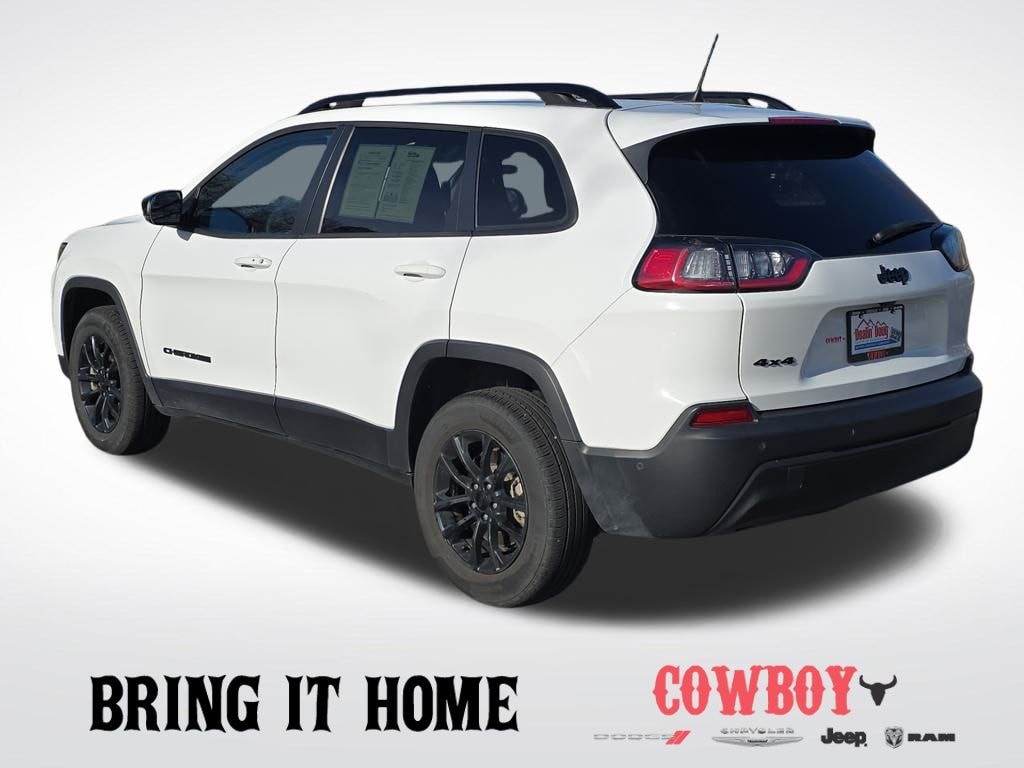 Used 2023 Jeep Cherokee Altitude Lux SUV