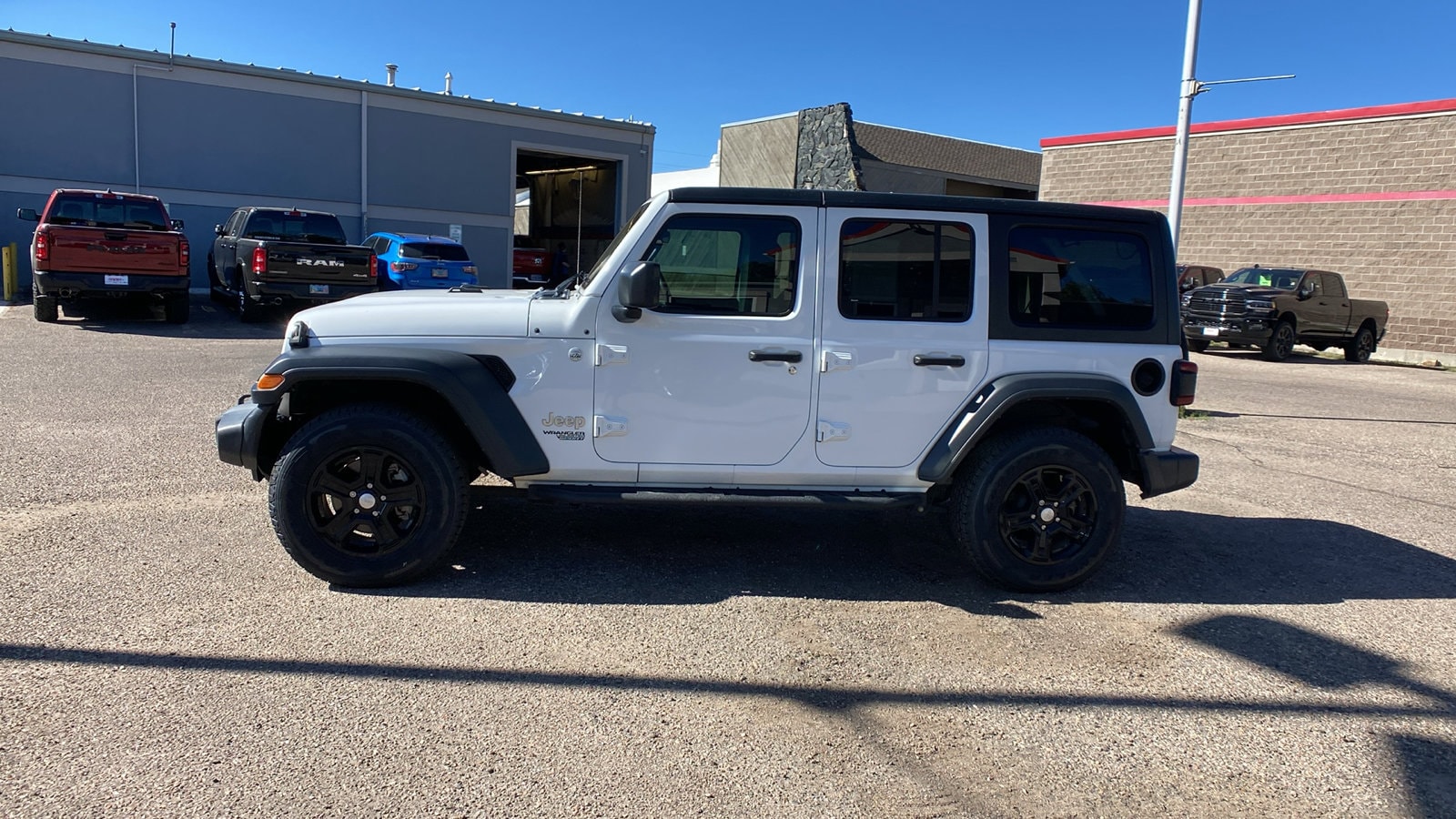 Used 2018 Jeep All-New Wrangler Unlimited Sport S with VIN 1C4HJXDNXJW199166 for sale in Cheyenne, WY