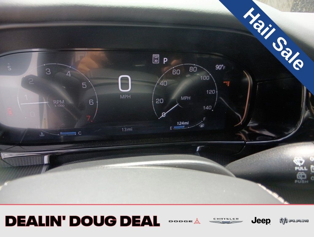 2025 Jeep Grand Wagoneer Series II - Photo 17