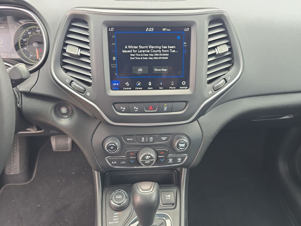 2023 Jeep Cherokee Altitude Lux - Photo 20