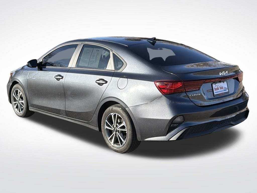 Used 2023 Kia Forte LXS Sedan