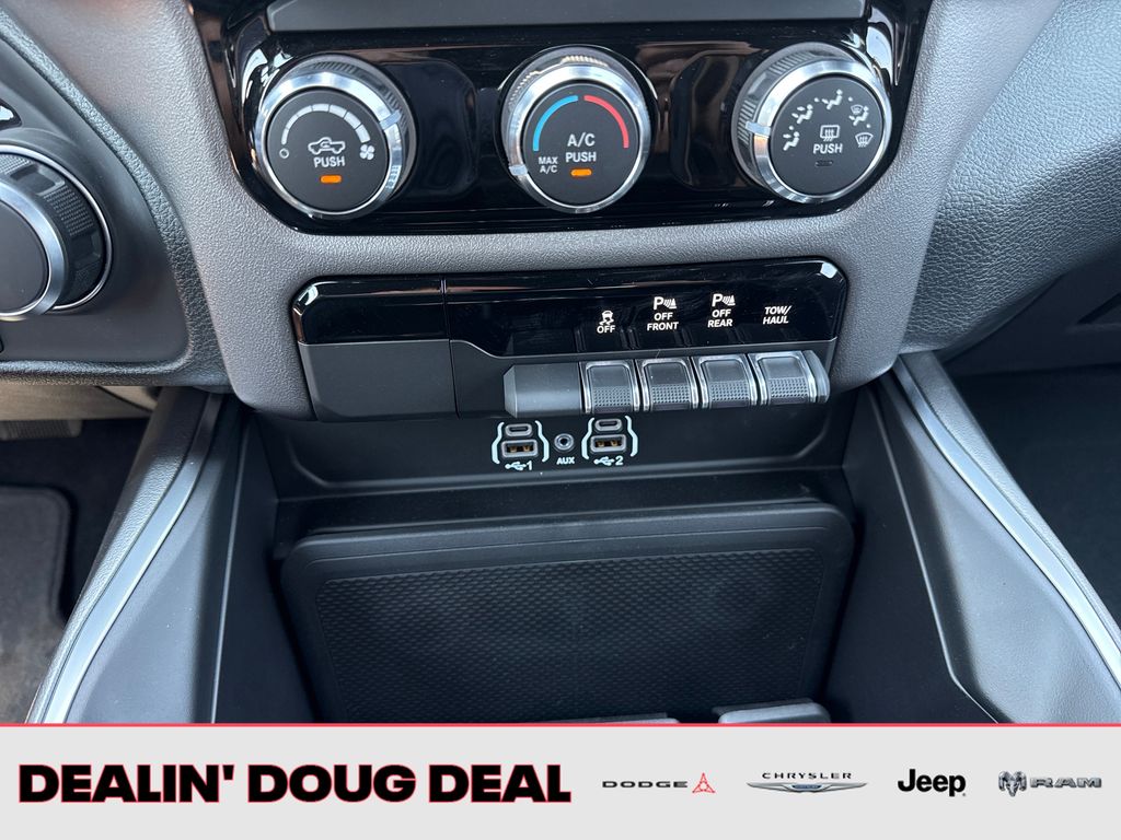 2026 RAM 1500 Express - Photo 21