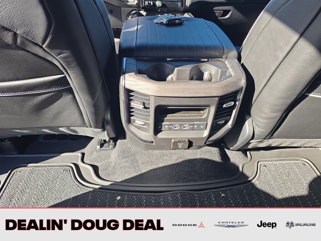 2026 RAM 1500 Limited - Photo 24