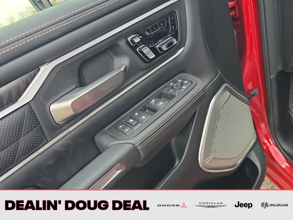 2026 RAM 1500 Tungsten - Photo 11