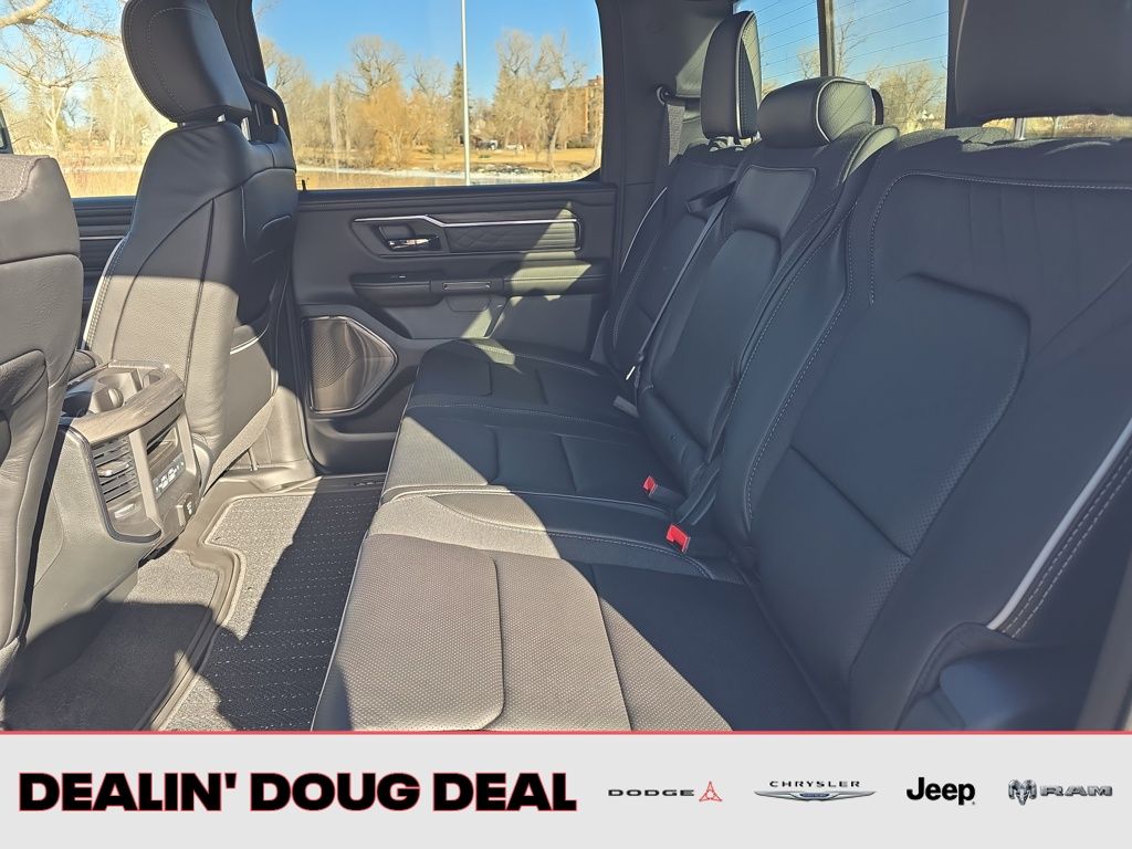 2026 RAM 1500 Limited - Photo 23