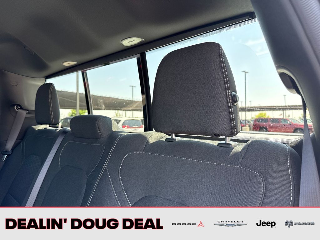 2026 RAM 1500 Express - Photo 26