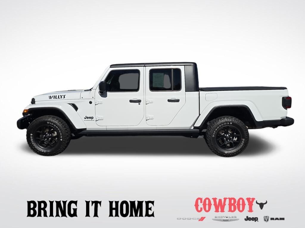 Used 2024 Jeep Gladiator Willys Truck