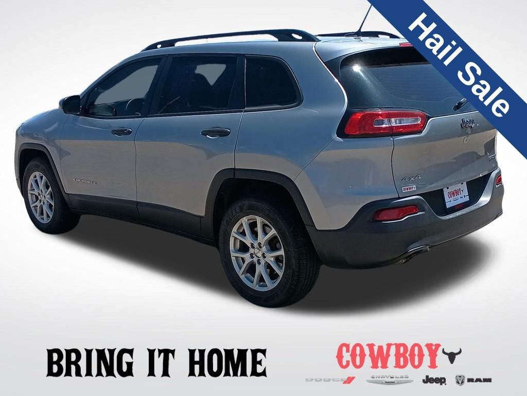 Used 2016 Jeep Cherokee Sport SUV