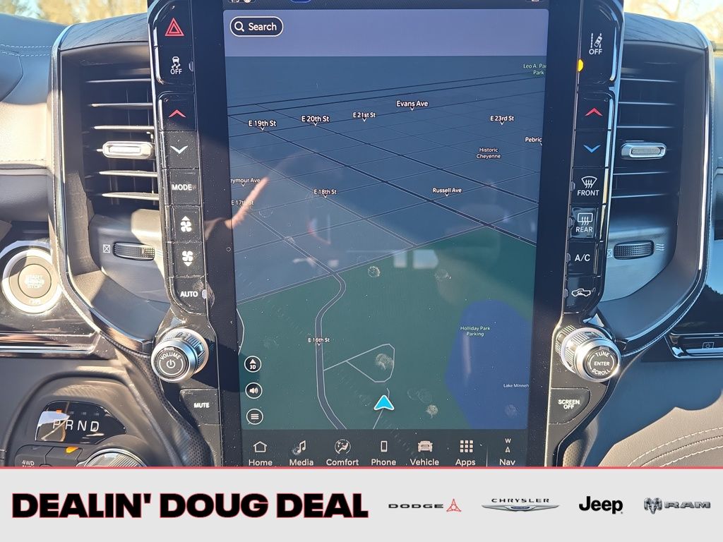 2026 RAM 1500 Limited - Photo 17