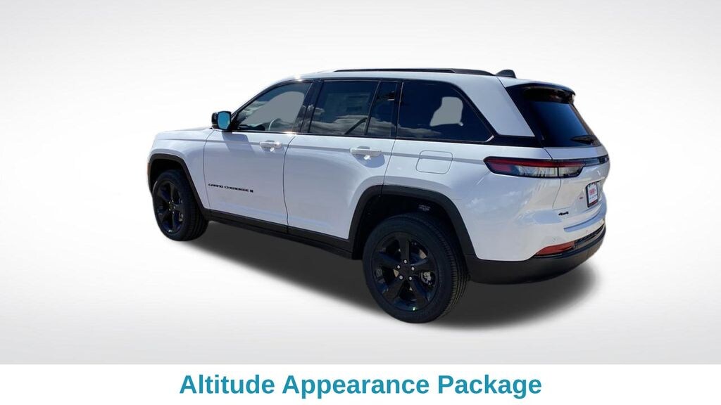 New 2025 Jeep Grand Cherokee Altitude SUV